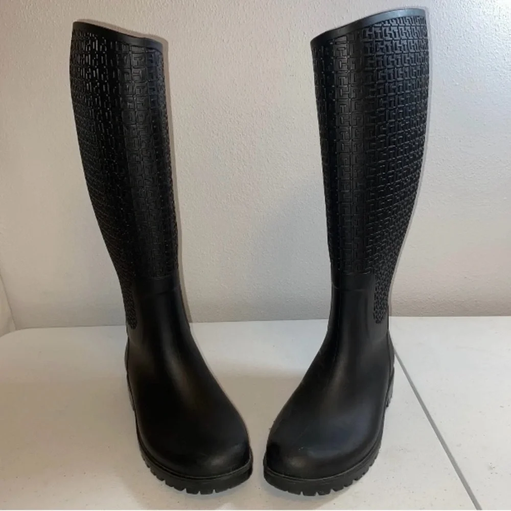 Tommy Hilfiger Black‎ Women's Rain Boots Textured Monogram READ